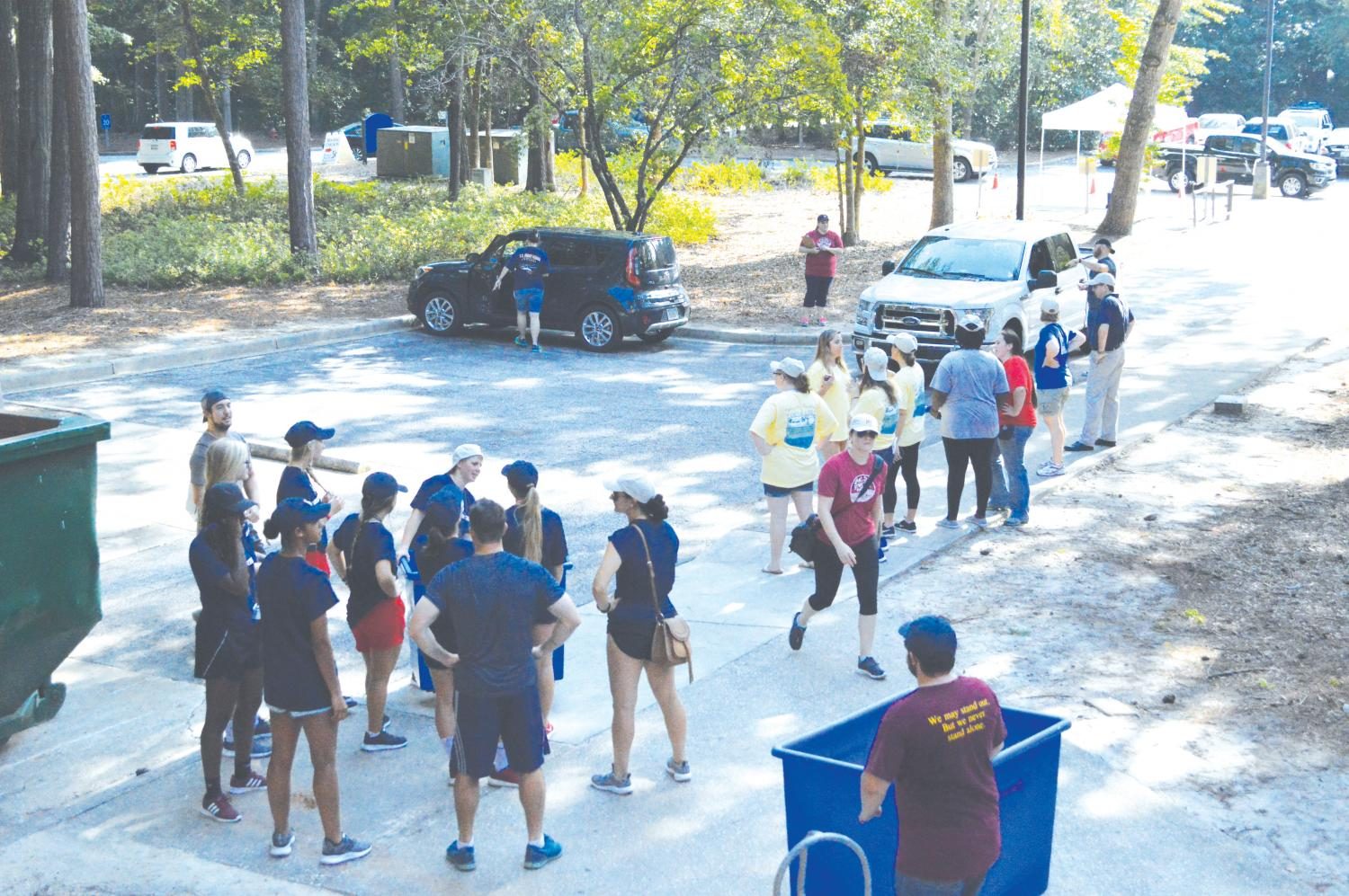 FMU faculty, staff and students help move in 575 new students during the Aug. 19 move-in day.