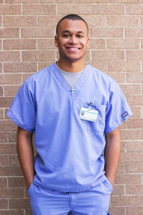 Le’Darrieus Dunlap is pursuing a career in healthcare so that he can continue helping others.